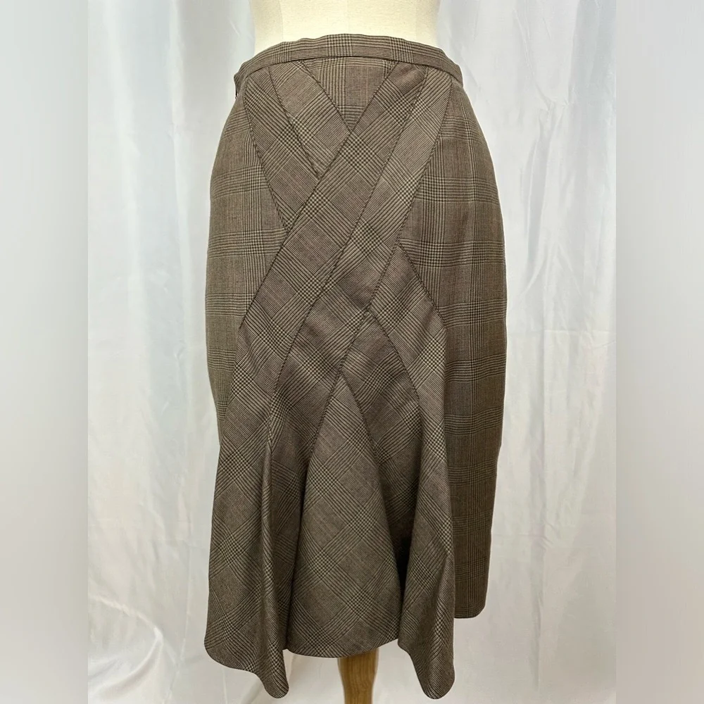 New Dolce & Gabbana Brown Wool Skirt with Pleated Back Sz 40
